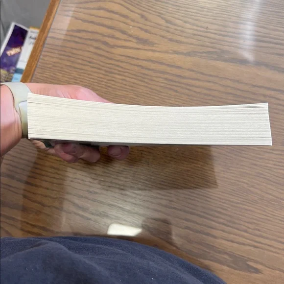 The Last Letter by Rebecca Yarros - Picture 2 of 4